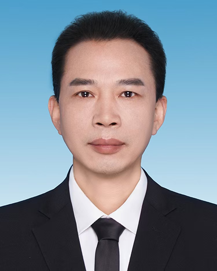 周传龙