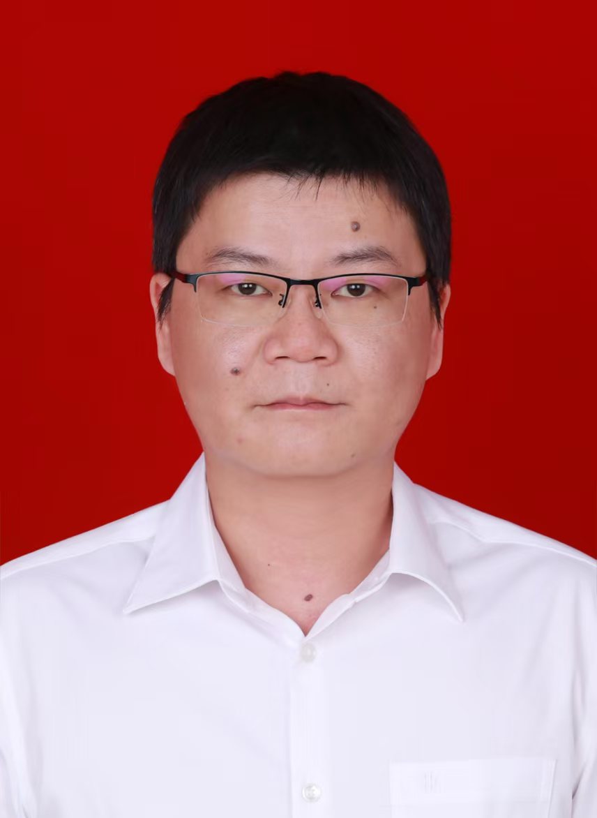 邱梁